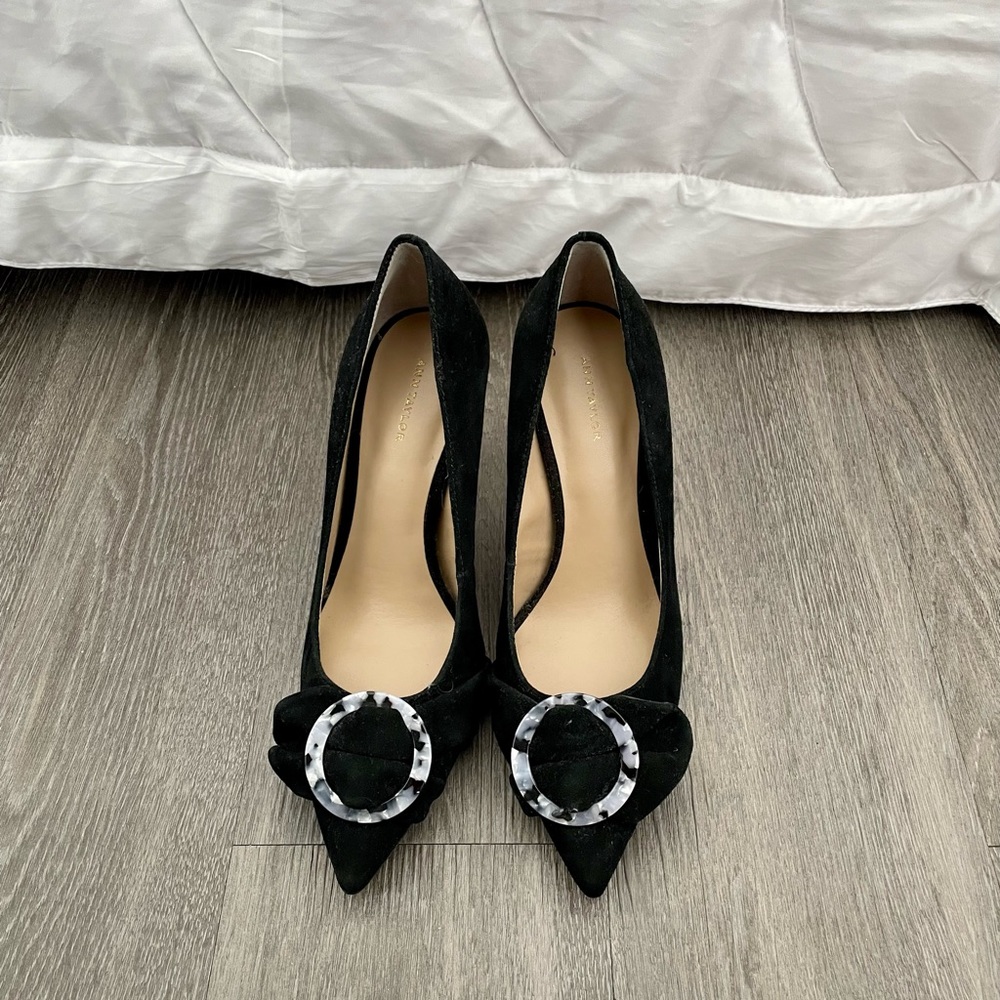 Ann Taylor Black Suede Pumps size 7.5 - never been worn